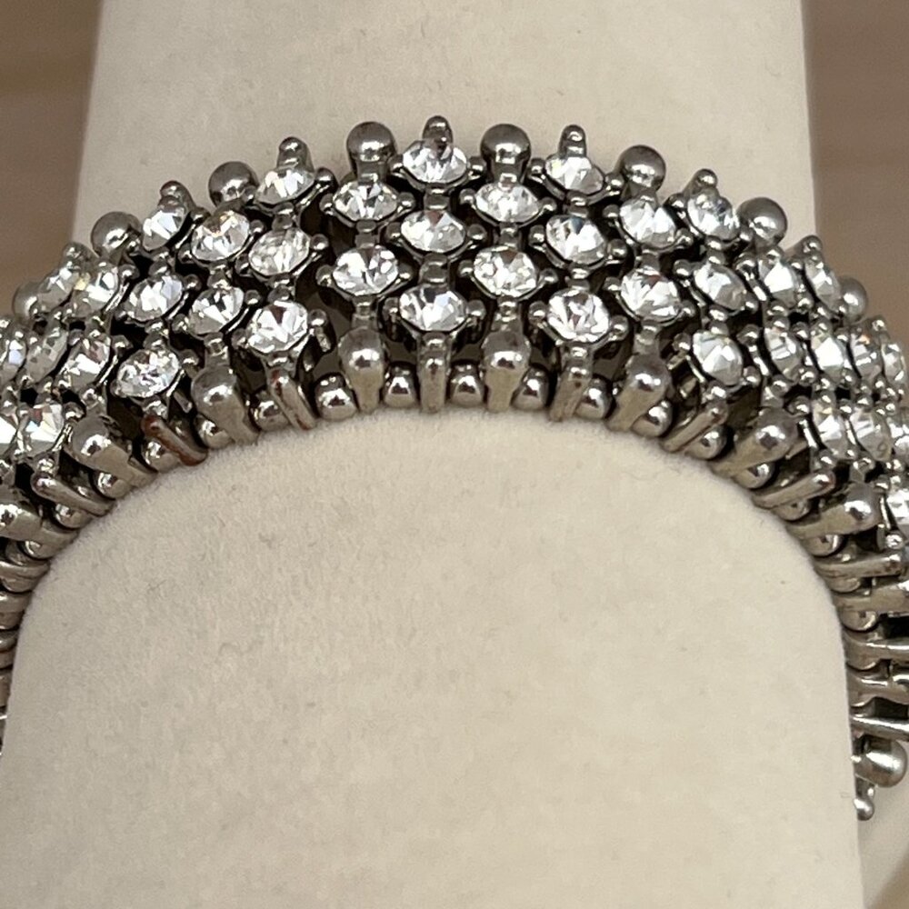 Vintage White Rhinestone Silver-tone Metal  1" Wide Stretch Bracelet / Showgirl - Picture 12 of 14